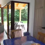 E18 Mit Garten Und Terrasse By Interhome 度假居 *