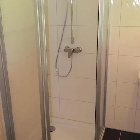 E18 Mit Garten Und Terrasse By Interhome *