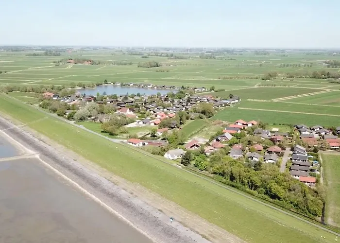 E18 Mit Garten Und Terrasse By Interhome