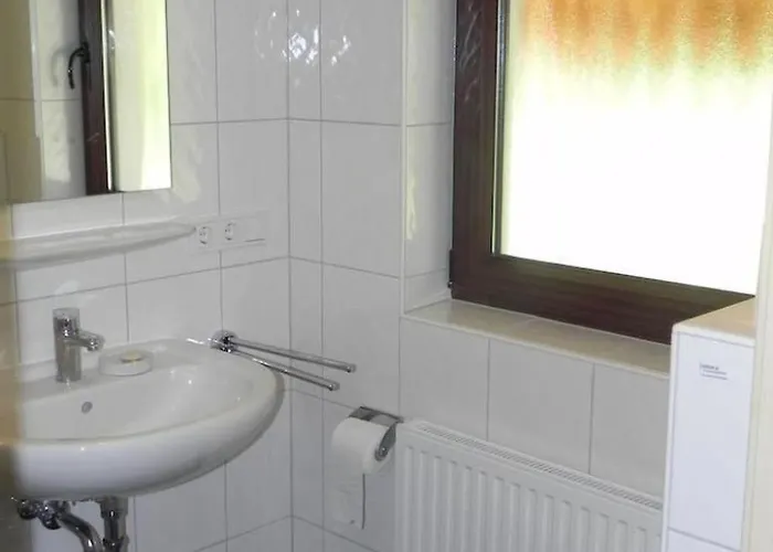 E18 Mit Garten Und Terrasse By Interhome Holiday home *